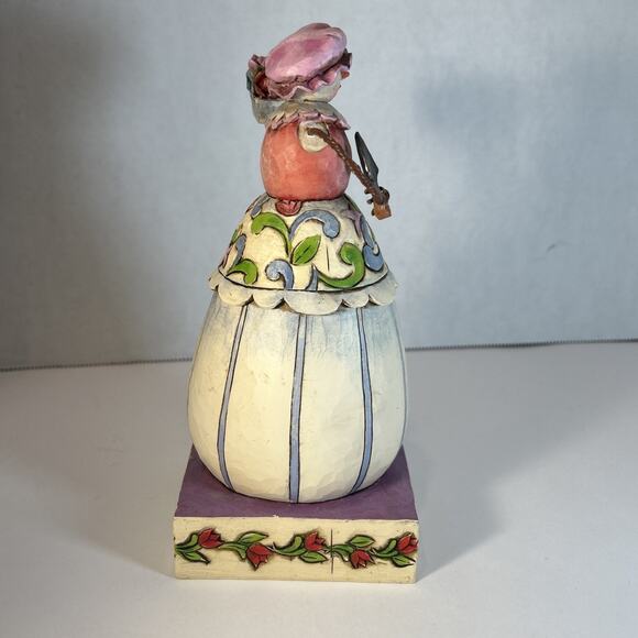 Jim Shore Heartwood Creek Snow Woman Winter Blossoms Figurine 2008 #4010358 - Picture 4 of 15